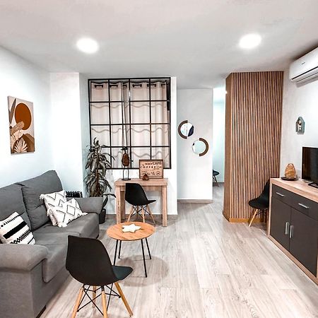 A&M Apartamento En Nervion Sevilla Exterior foto